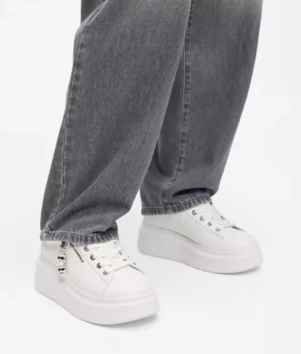 Anakapri Ikon Charm Sneakers