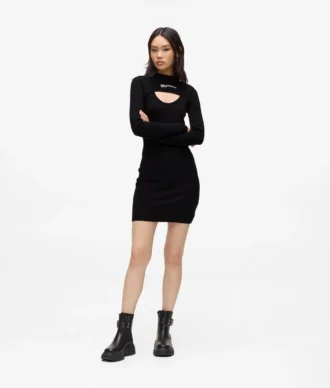 Ausgeschnittenes Strickkleid