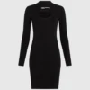 Ausgeschnittenes Strickkleid