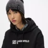 Beanie mit gewaschenem Logo-Patch Beanie mit gewaschenem Logo-Patch