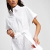 BESTICKTES HEMDKLEID BESTICKTES HEMDKLEID
