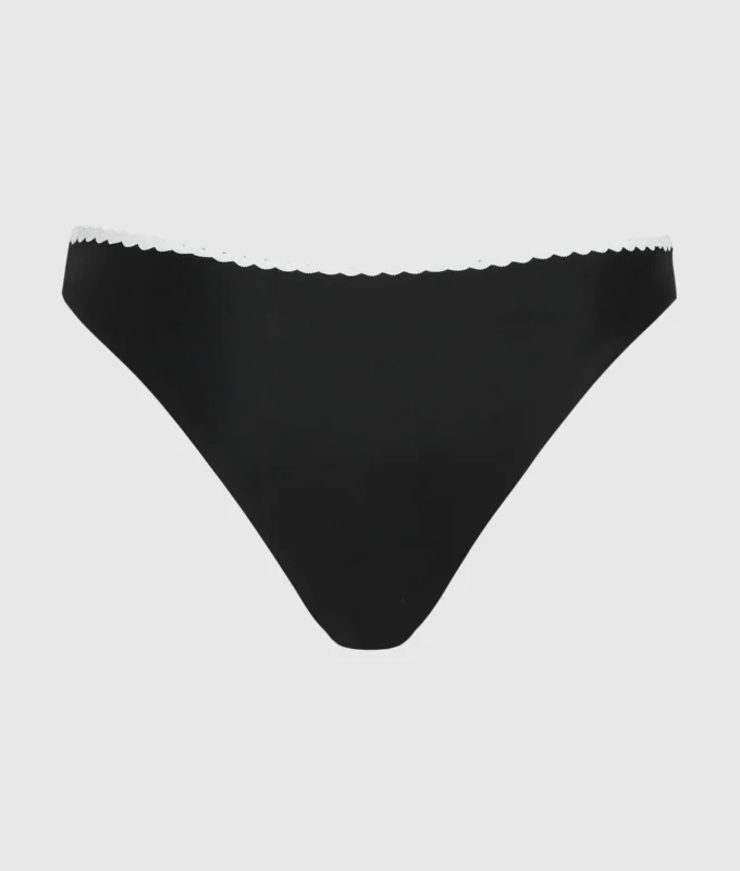 Bikini-Höschen mit Wellenkante Bikini-Höschen mit Wellenkante