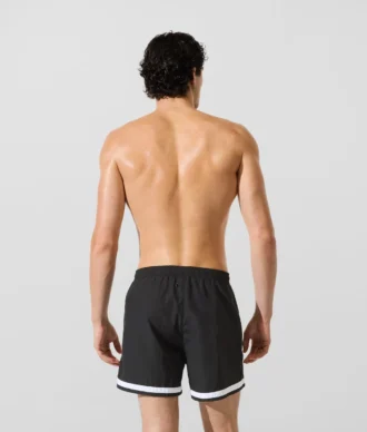 Boardshorts mit kontrastierenden Paspeln