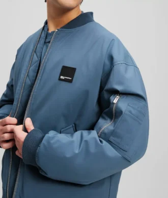 BOMBERJACKE