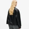 Bomberjacke aus Kunstleder Bomberjacke aus Kunstleder