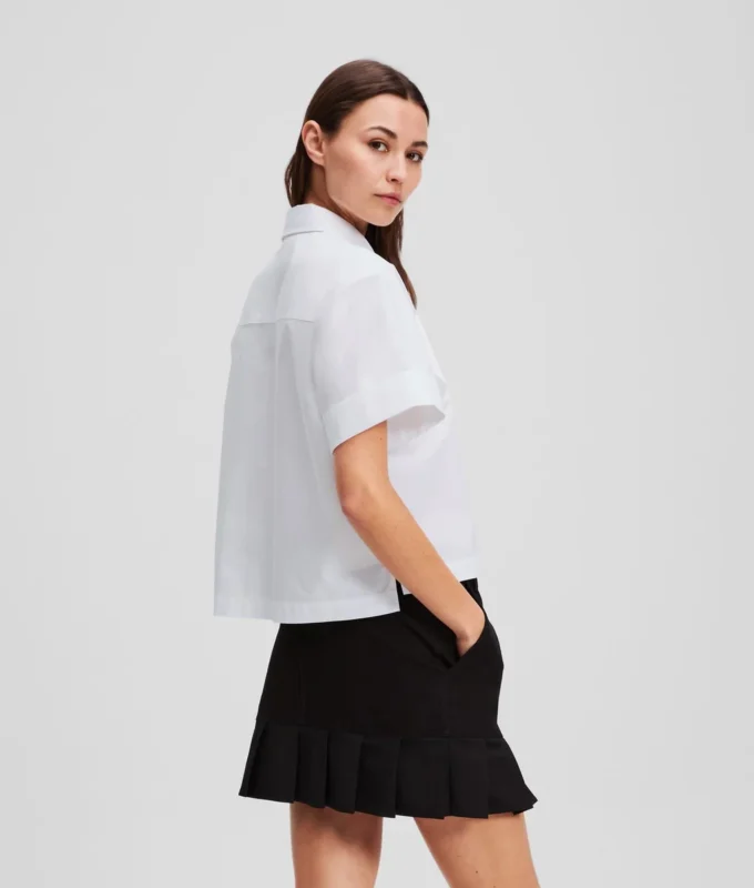 BOXY-SHIRT MIT KURZEN ÄRMELN BOXY-SHIRT MIT KURZEN ÄRMELN