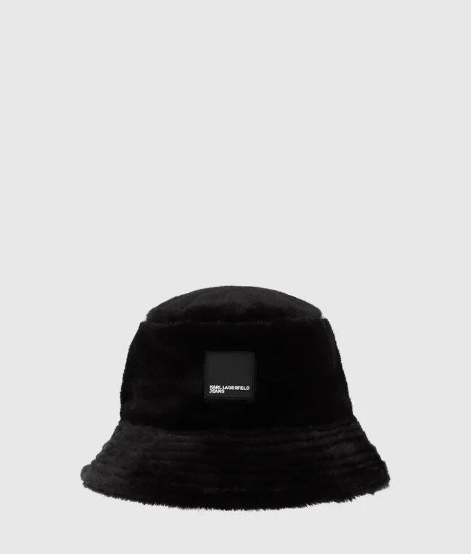 Bucket Hat aus Kunstfell Bucket Hat aus Kunstfell