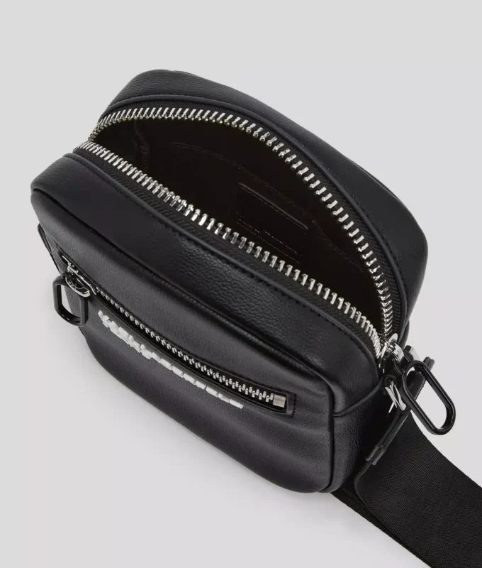 CROSSBODY-TASCHE AUS KUNSTLEDER CROSSBODY-TASCHE AUS KUNSTLEDER
