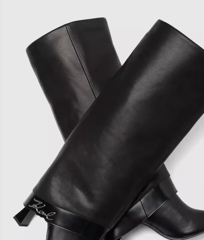 Debutante hohe Stiefel mit umklappbarem Schaft Debutante hohe Stiefel mit umklappbarem Schaft