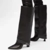 Debutante hohe Stiefel mit umklappbarem Schaft Debutante hohe Stiefel mit umklappbarem Schaft