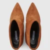 Debutante-Stiefeletten mit umgeschlagenem Schaft Debutante-Stiefeletten mit umgeschlagenem Schaft