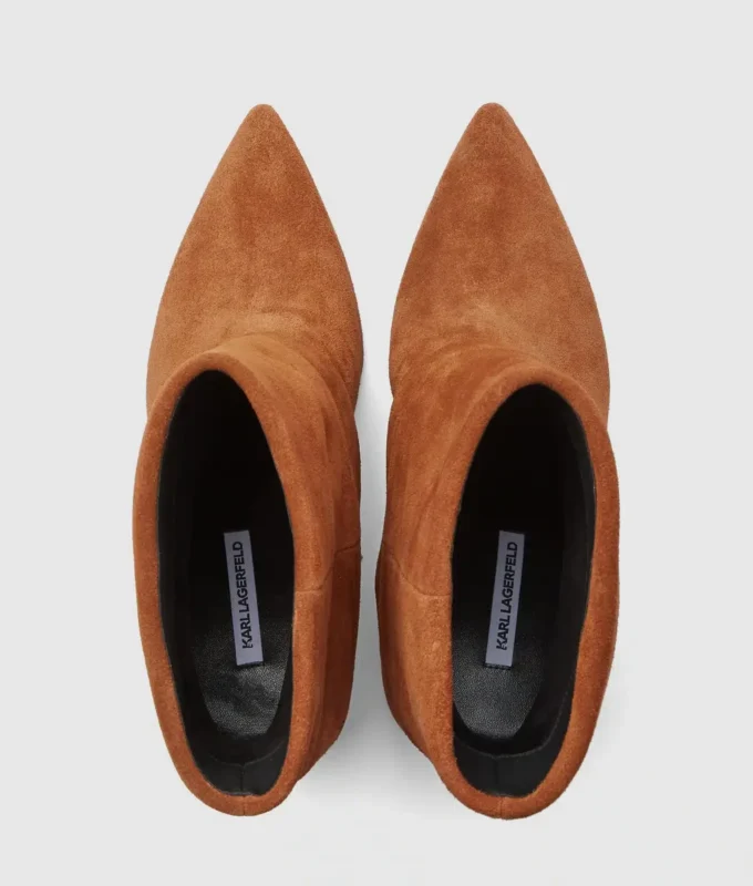 Debutante-Stiefeletten mit umgeschlagenem Schaft Debutante-Stiefeletten mit umgeschlagenem Schaft