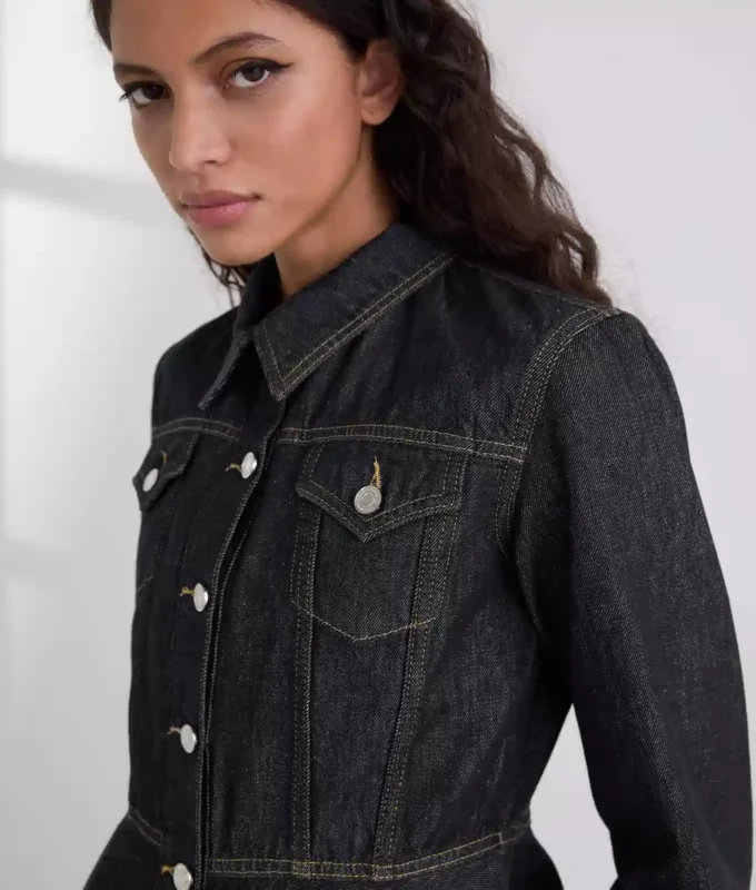 DENIMJACKE MIT KONTRASTSTICHEN DENIMJACKE MIT KONTRASTSTICHEN
