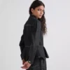 DENIMJACKE MIT KONTRASTSTICHEN DENIMJACKE MIT KONTRASTSTICHEN