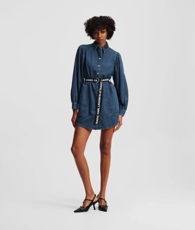 DENIMKLEID MIT PUFFÄRMEN DENIMKLEID MIT PUFFÄRMEN