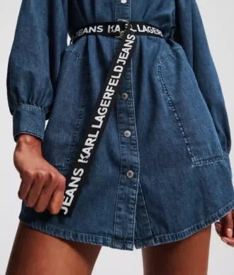 DENIMKLEID MIT PUFFÄRMEN