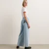 DISNEY X KL JEANS MIT WEITEM BEIN DISNEY X KL JEANS MIT WEITEM BEIN