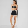 EINFARBIGES BANDEAU-BIKINI-OBERTEIL