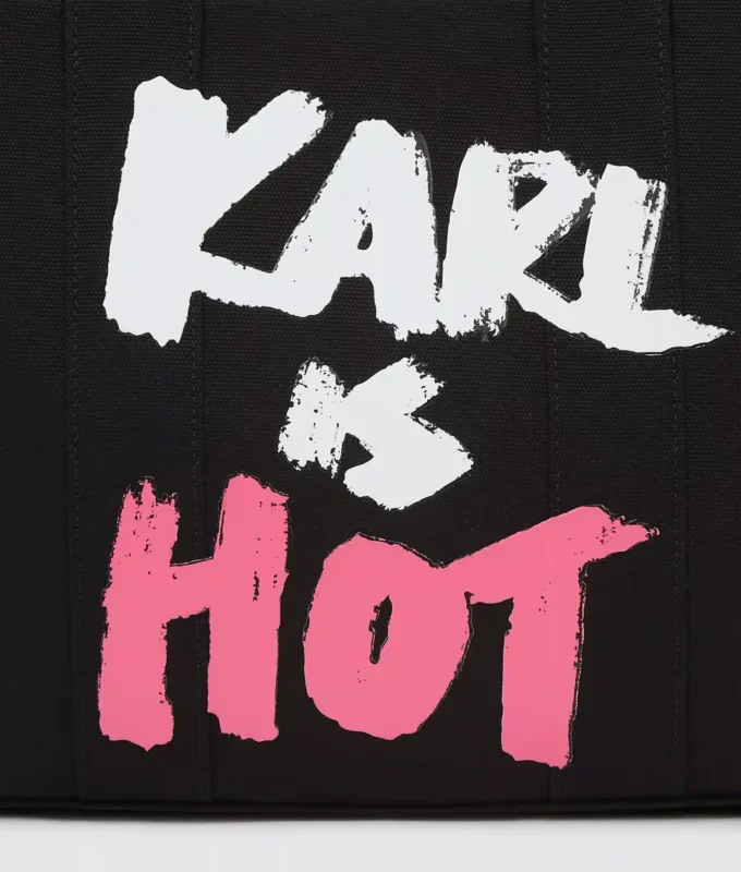 Exklusive mittelgroße Tragetasche „Karl is hot“ Exklusive mittelgroße Tragetasche „Karl is hot“