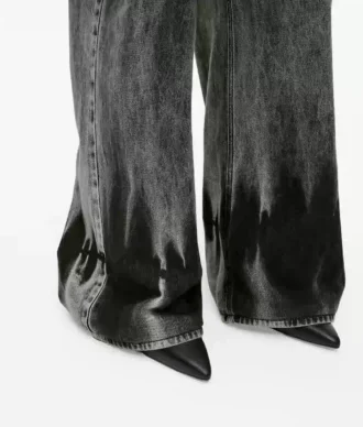 Gebleichte Low-Rise-Jeans mit weitem Bein
