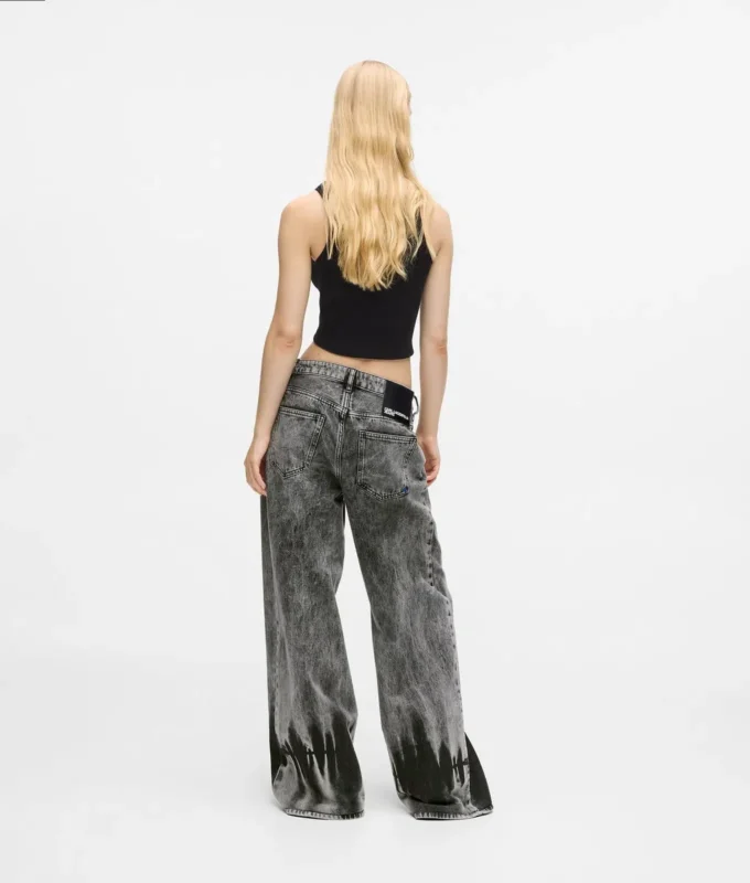 Gebleichte Low-Rise-Jeans mit weitem Bein Gebleichte Low-Rise-Jeans mit weitem Bein
