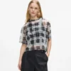 Gekreuztes Mesh-T-Shirt Gekreuztes Mesh-T-Shirt