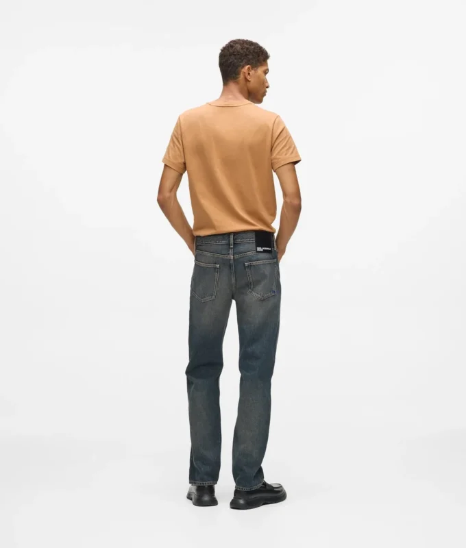 Gerade geschnittene Jeans Gerade geschnittene Jeans