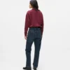 Gerade geschnittene Jeans mit hoher Taille