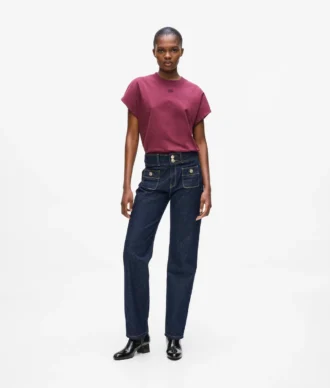 Gerade geschnittene Jeans mit Knopfdetails Gerade geschnittene Jeans mit Knopfdetails
