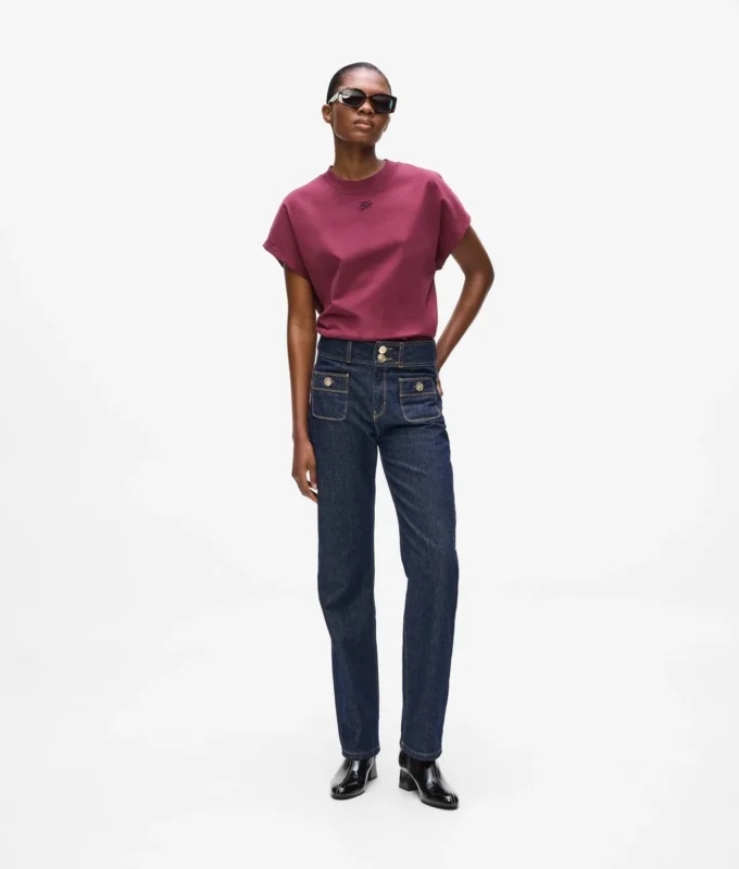 Gerade geschnittene Jeans mit Knopfdetails Gerade geschnittene Jeans mit Knopfdetails