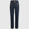 Gerade geschnittene Jeans mit Knopfdetails Gerade geschnittene Jeans mit Knopfdetails