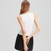 GERIFFELTES TANKTOP MIT V-AUSSCHNITT GERIFFELTES TANKTOP MIT V-AUSSCHNITT