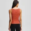 GERIFFELTES TANKTOP MIT V-AUSSCHNITT GERIFFELTES TANKTOP MIT V-AUSSCHNITT