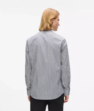 Gestreiftes Hemd mit kontrastierendem Kragen