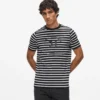 Gestreiftes T-Shirt Gestreiftes T-Shirt