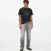 Gewaschene Straight-Jeans Gewaschene Straight-Jeans