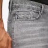 Gewaschene Straight-Jeans Gewaschene Straight-Jeans