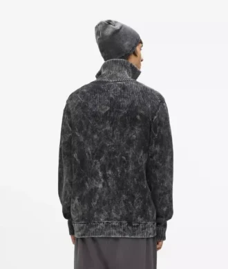 Gewaschener Pullover mit Reißverschluss