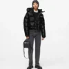 Glänzende, kastenförmige Daunenjacke Glänzende, kastenförmige Daunenjacke