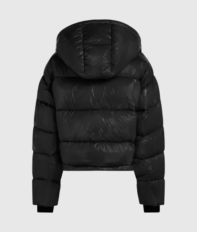 Glänzende, kastenförmige Daunenjacke Glänzende, kastenförmige Daunenjacke