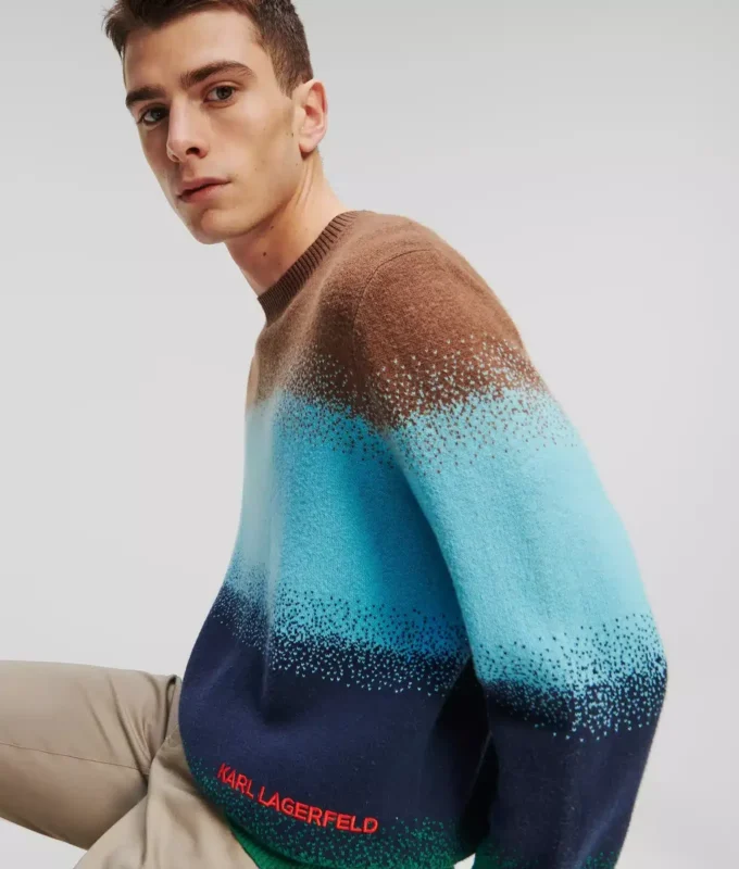 GRADIENT STRIPE SWEATER GRADIENT STRIPE SWEATER