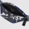 Gürteltasche mit Graffiti-Print