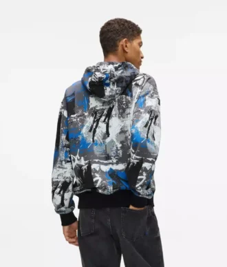 Hoodie mit durchgehendem Paint-Effekt