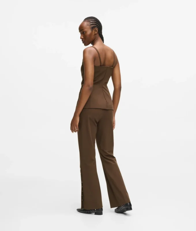 Hose mit Druckknöpfen Hose mit Druckknöpfen