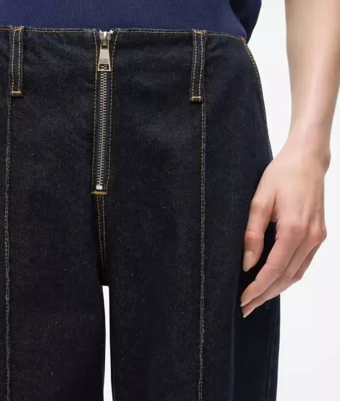 Ikon-Jeans mit weitem Bein