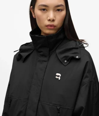 Ikon Kapuzenjacke