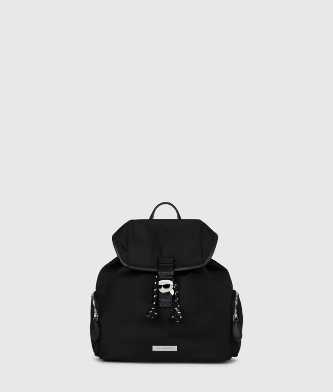 Ikon kleiner Rucksack aus Nylon mit Patte Ikon kleiner Rucksack aus Nylon mit Patte
