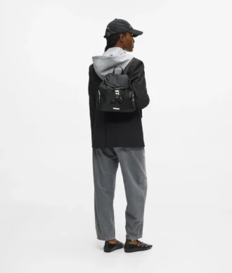 Ikon kleiner Rucksack aus Nylon mit Patte Ikon kleiner Rucksack aus Nylon mit Patte