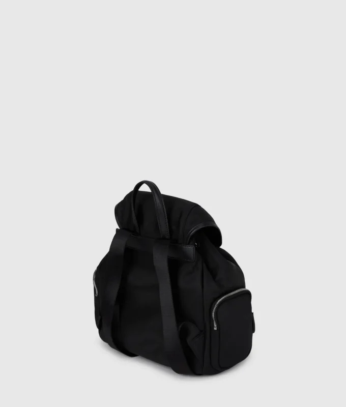 Ikon kleiner Rucksack aus Nylon mit Patte Ikon kleiner Rucksack aus Nylon mit Patte