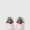 Ikon NFT Kapri Sneakers Ikon NFT Kapri Sneakers